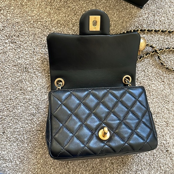 【sold】Chanel Lambskin Quilted CC Pearl Crush Mini Flap square, Black, gold ball - Picture 6 of 14